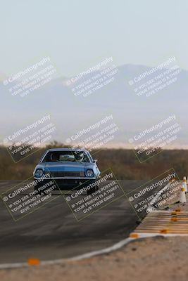 media/Jan-26-2025-SCCA SD (Sun) [[bcf61ed115]]/4-Women Novice/Session 1 Back Strraight Braking Zone/